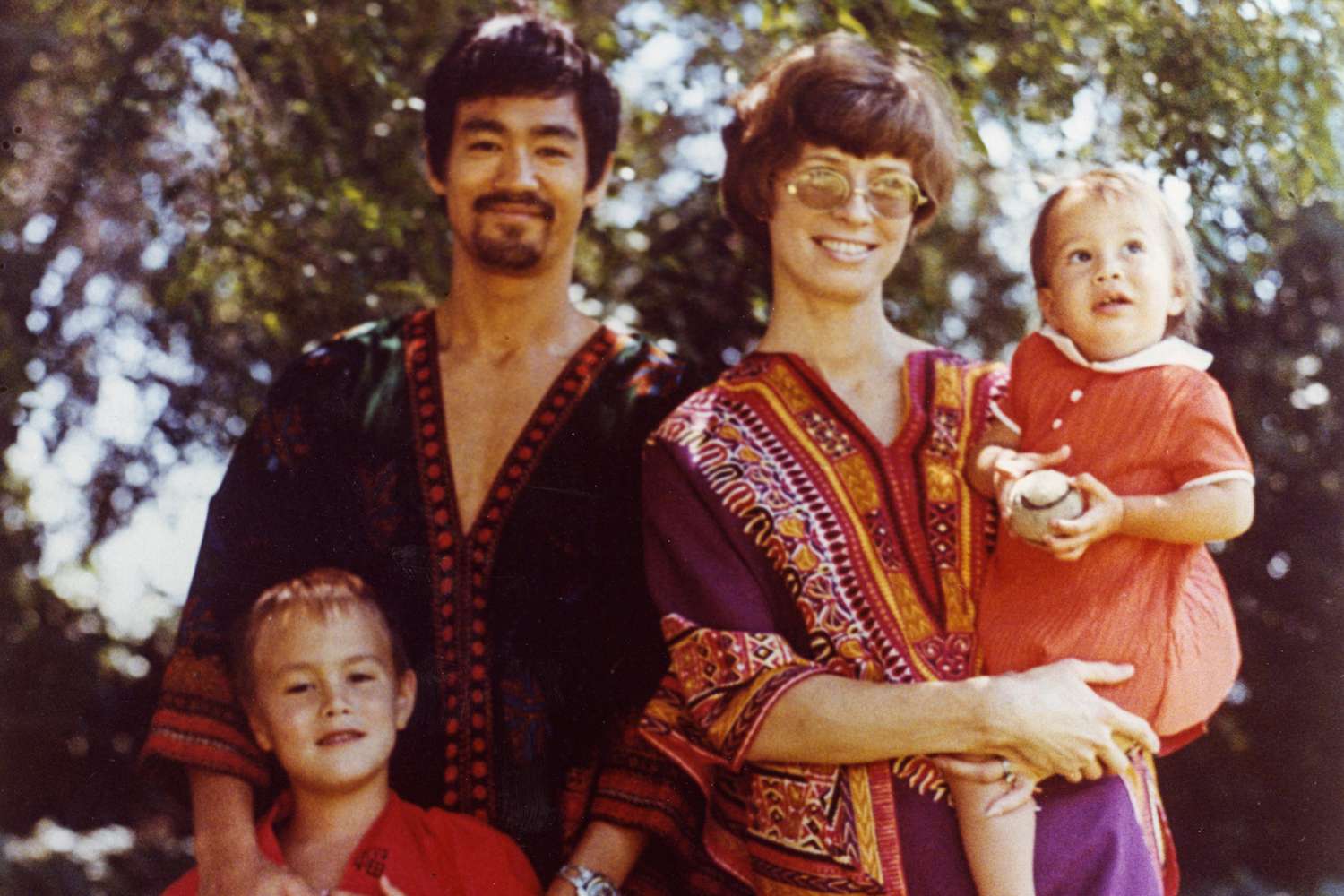 Shannon Lee, the daughter of Bruce Lee, writes an emotional essay titled “I Love You” in honor of her father’s 50th birthday.