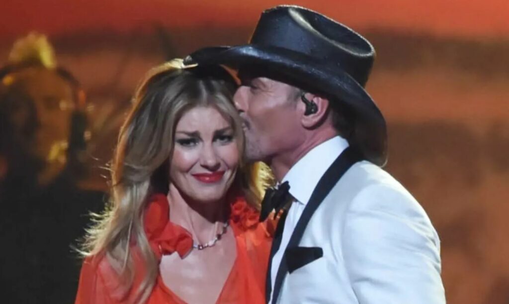 Faith Hill fights back the tears in a moving tribute to a devastating loss.