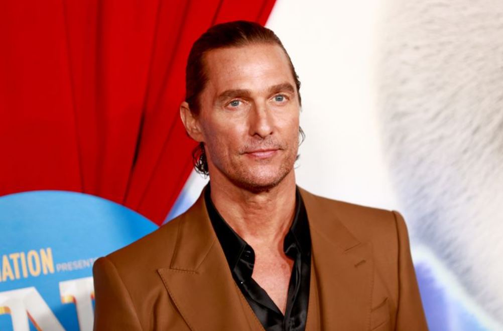 Matthew McConaughey displays his son’s severe surf injuries as “souvenirs.”