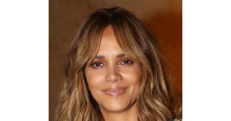 Halle Berry’s Epic Response to Trolls After Posting Naked Photo