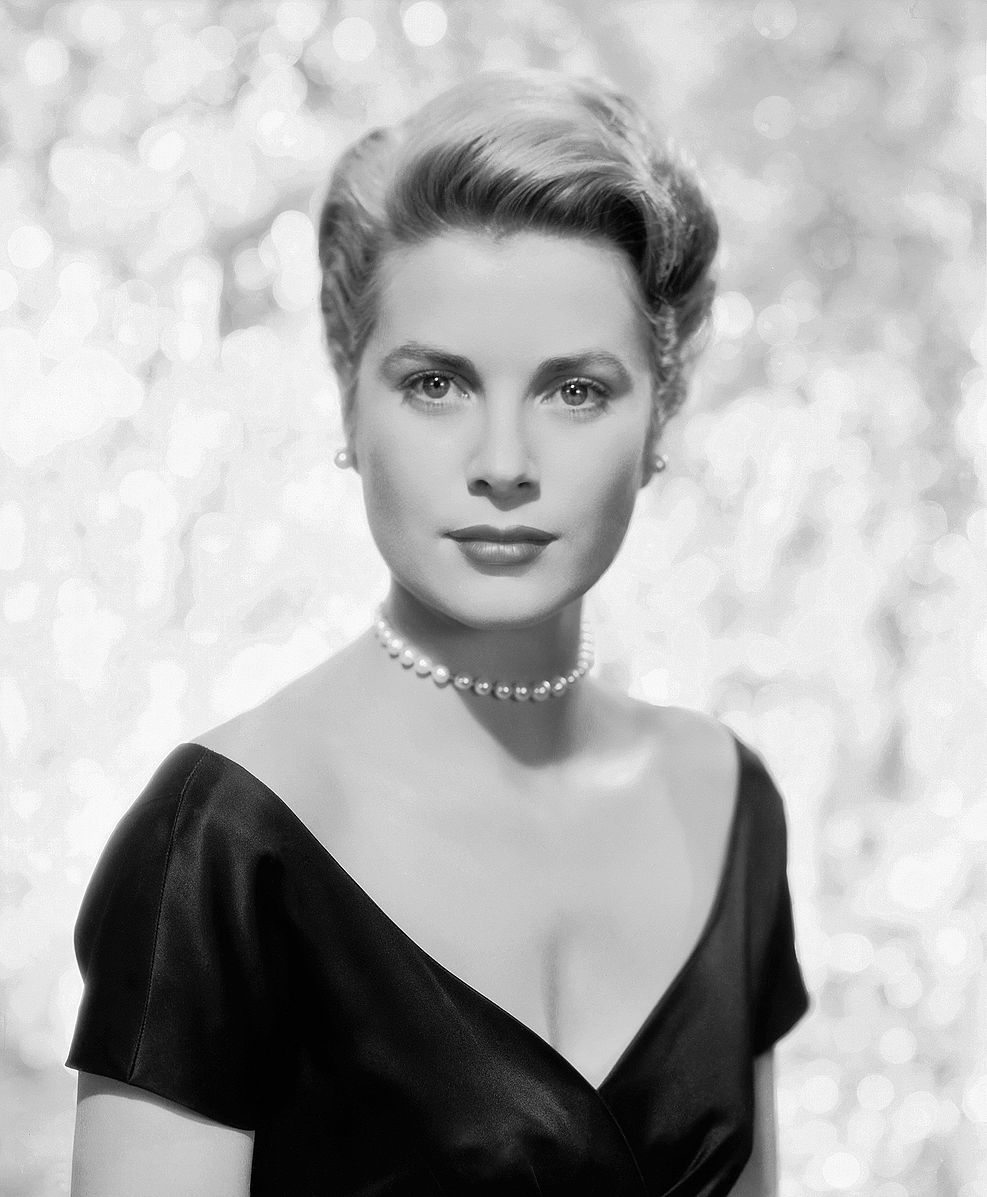 Grace Kelly’s Timeless Legacy Shines Through Her Granddaughters