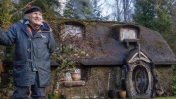 A 90-Year-Old Man’s Hobbit House: Living the Fairytale Dream!