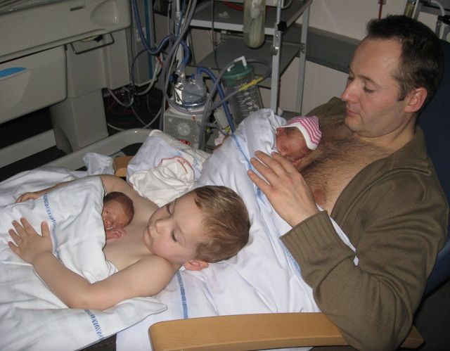 A Heartwarming Story: A Little Boy’s Special Role in Caring for Premature Twins