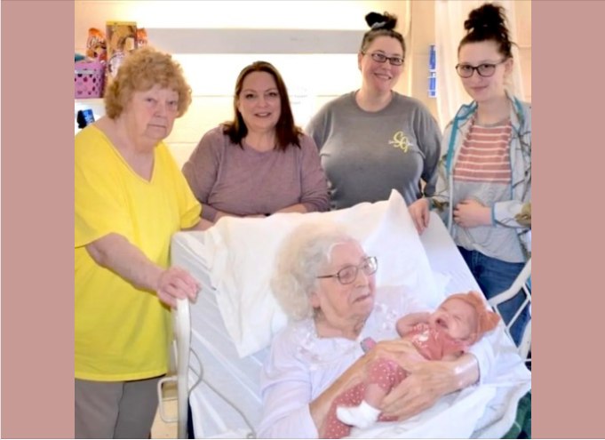 A Heartwarming Family Reunion: 98-Year-Old Meets Her Great-Great-Great-Grandchild!