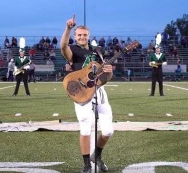 Unexpected Talent: High School Boy’s Spontaneous National Anthem Performance Goes Viral