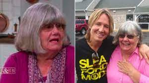 A Heartwarming Story: Retired Teacher’s Unexpected Encounter with Keith Urban