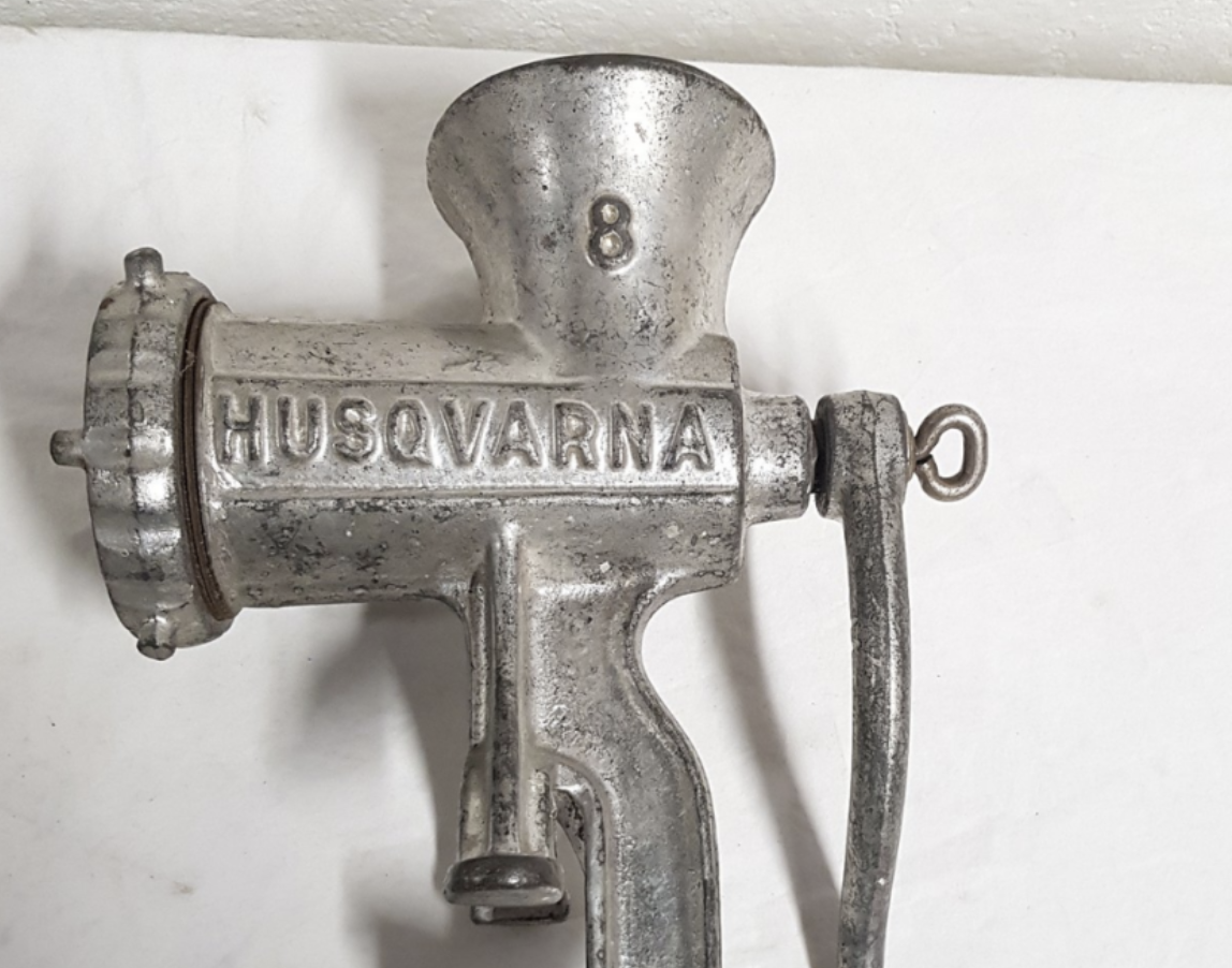 The Fascinating History of Kitchen Tools: Exploring Mixers and Meat Grinders